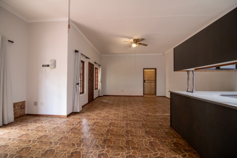 3 Bedroom Property for Sale in Geelhoutpark North West